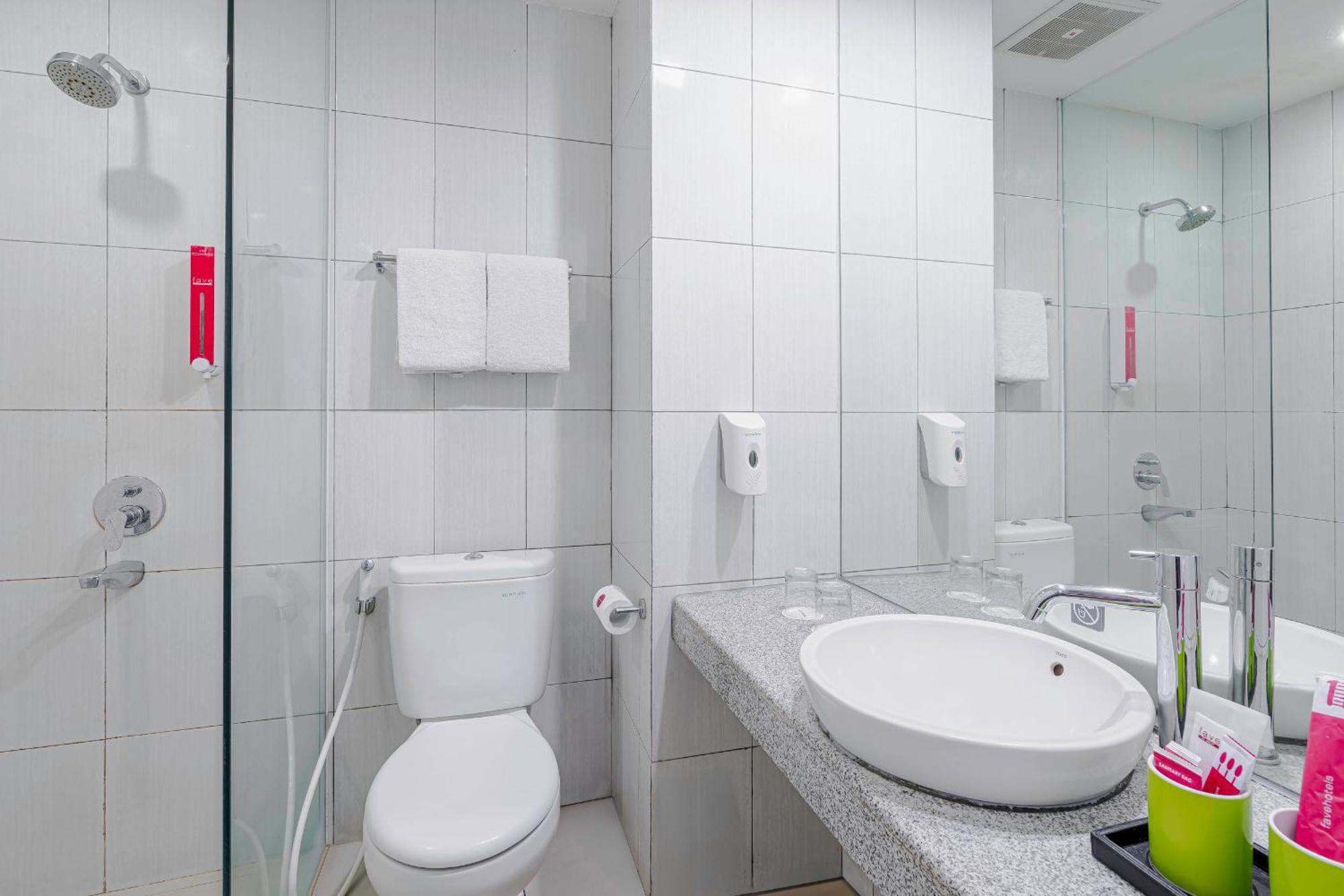 Favehotel Маланг Экстерьер фото